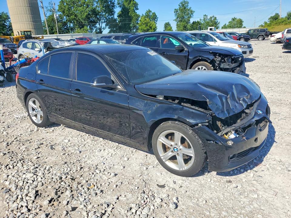 58437156 :رقم المزاد ، WBA3C3C58EF984013 vin ، 2014 Bmw 320 مزاد بيع