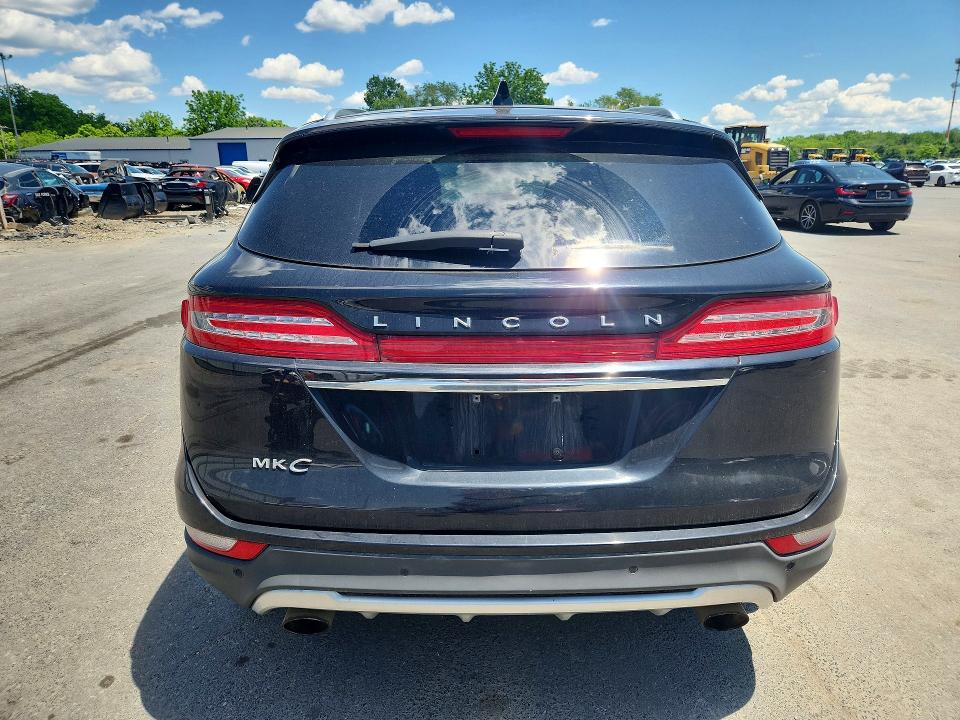 55667826 :رقم المزاد ، 5LMCJ2D93KUL01820 vin ، 2019 Lincoln Mkc مزاد بيع