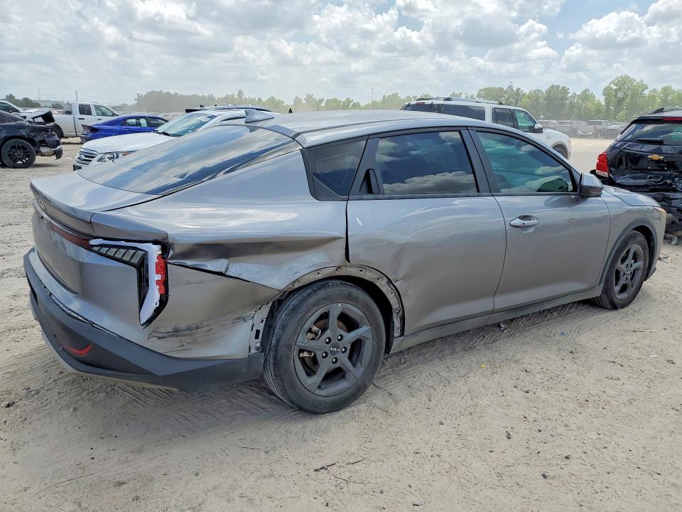 2025 Kia K4 მანქანა იყიდება აუქციონზე, vin: 3KPFT4DE0SE028485, აუქციონის ნომერი: 55719356