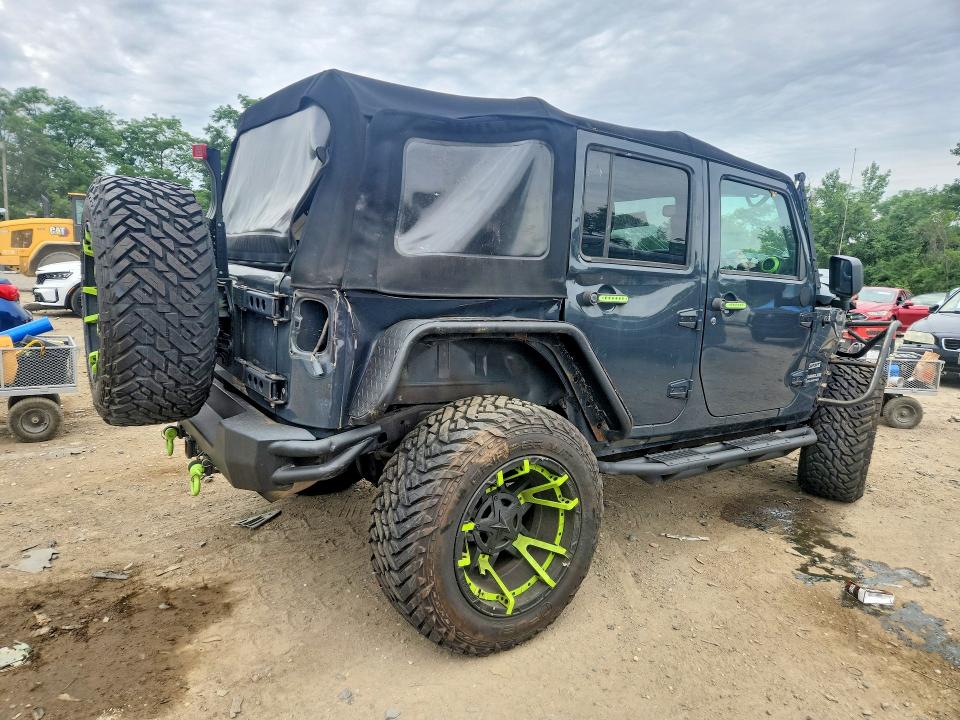 57081456 :رقم المزاد ، 1C4BJWDG9HL514889 vin ، 2017 Jeep Wrangler Unlimited مزاد بيع