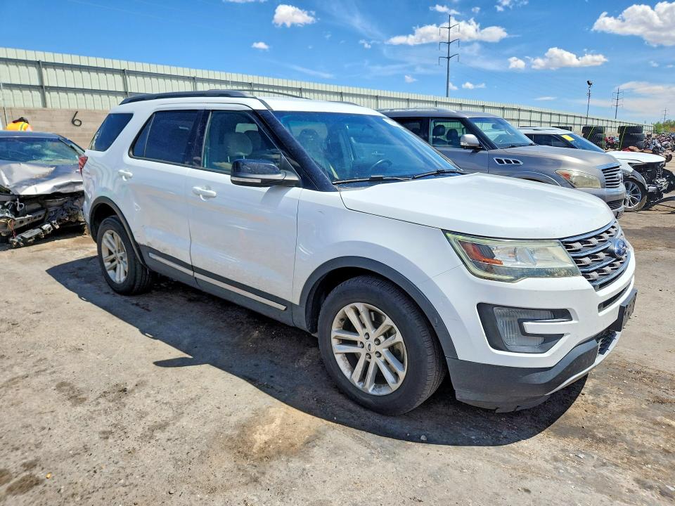 57366766 :رقم المزاد ، 1FM5K7D83HGB31544 vin ، 2017 Ford Explorer مزاد بيع