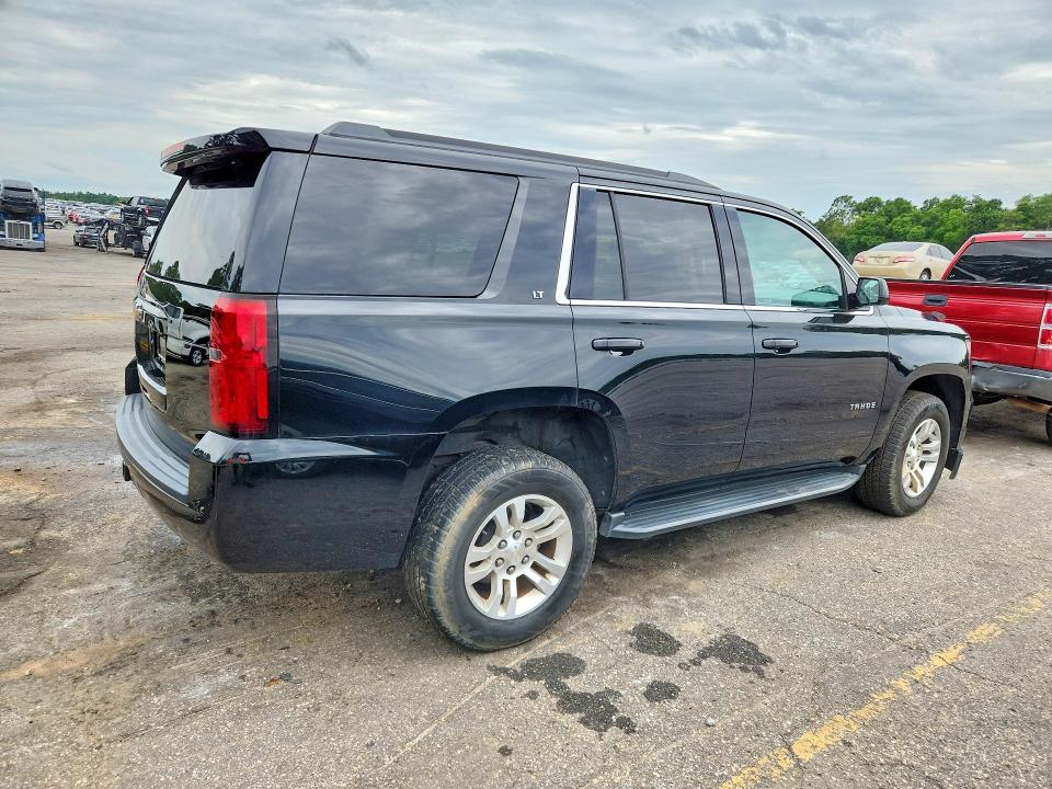 57495626 :رقم المزاد ، 1GNSCBKC7KR125103 vin ، 2019 Chevrolet Tahoe مزاد بيع