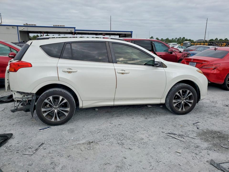 55373766 :رقم المزاد ، JTMYFREV5FJ050681 vin ، 2015 Toyota Rav4 مزاد بيع