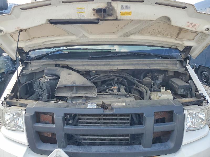 54074006 :رقم المزاد ، JALB4T173H7W01009 vin ، 2017 Isuzu Reach مزاد بيع