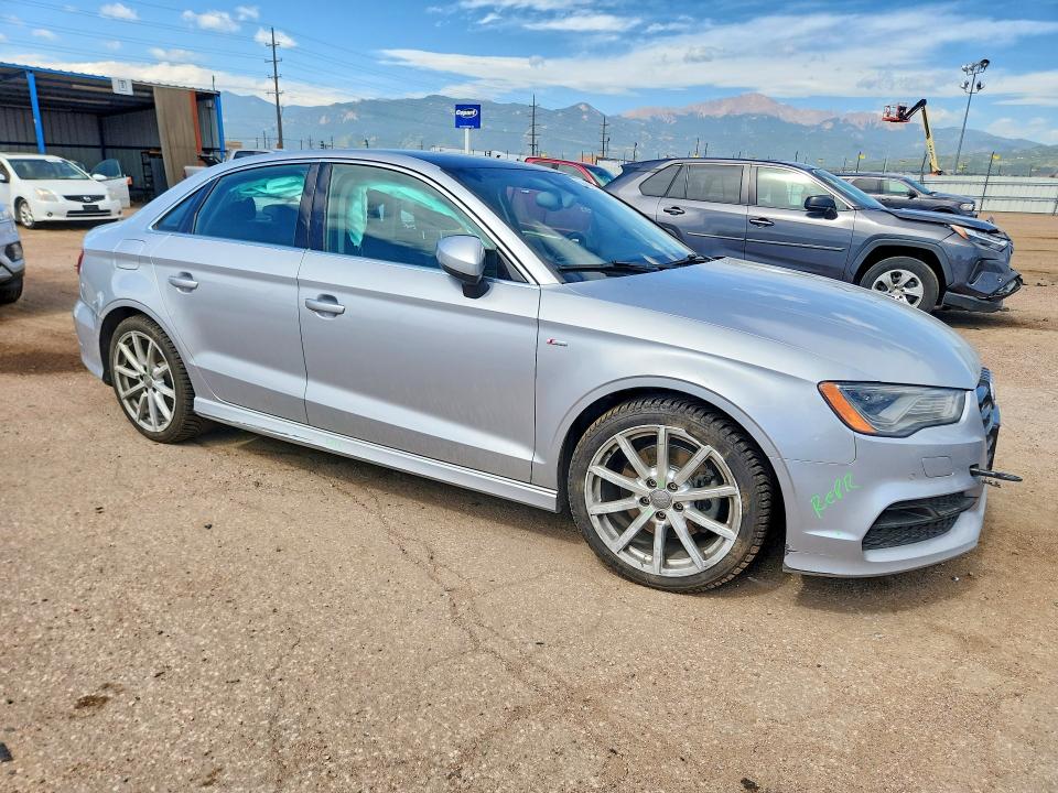 56491906 :رقم المزاد ، WAUKFHFF0F1058904 vin ، 2015 Audi A3 مزاد بيع