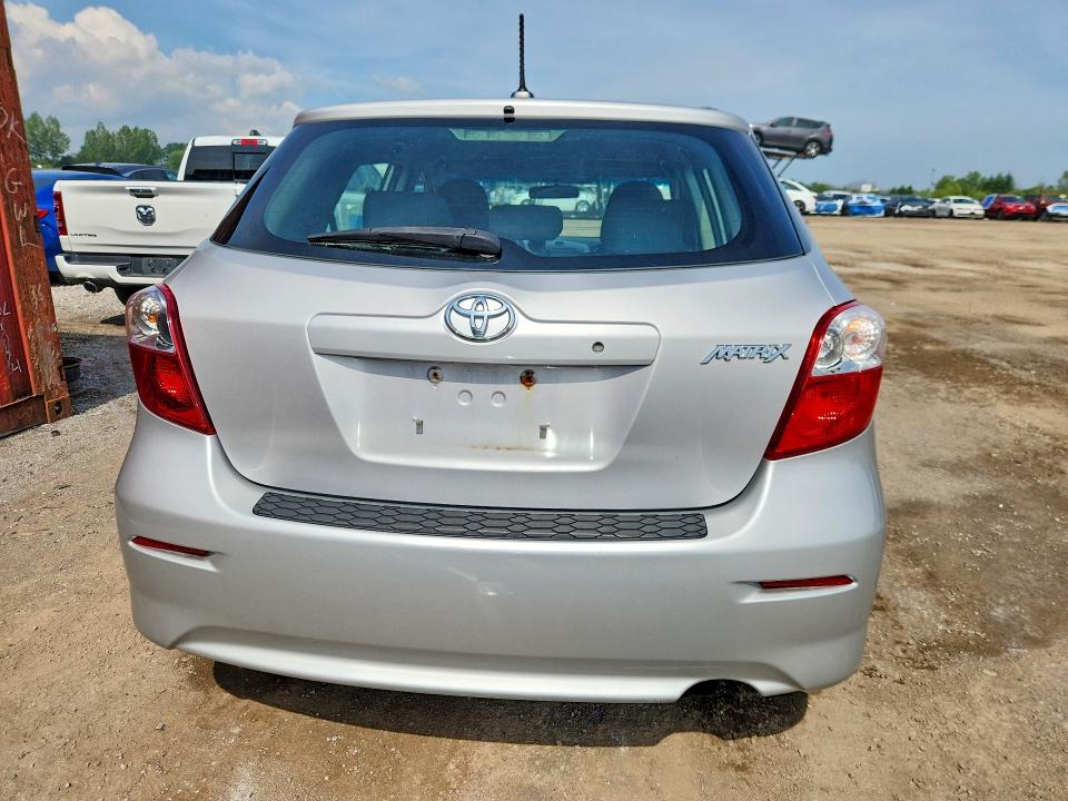 58651646 :رقم المزاد ، 2T1KU4EE3BC629897 vin ، 2011 Toyota Matrix مزاد بيع