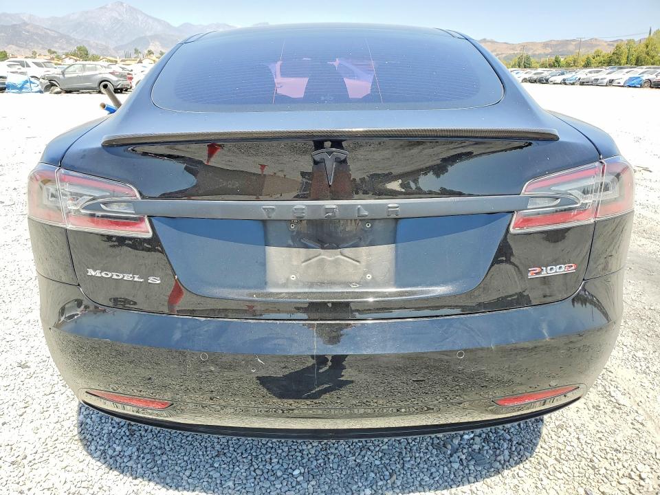 57350606 :رقم المزاد ، 5YJSA1E44HF227552 vin ، 2017 Tesla Model S مزاد بيع