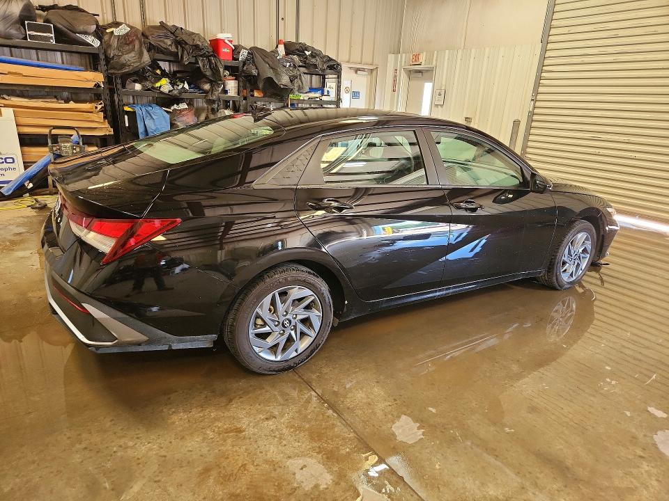 Продажа на аукционе авто 2024 Hyundai Elantra, vin: KMHLM4DG0RU729570, номер лота: 55727446