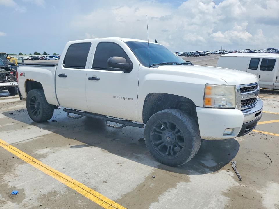 Продажа на аукционе авто 2011 Chevrolet Silverado, vin: 3GCPKSE3XBG149098, номер лота: 56456956