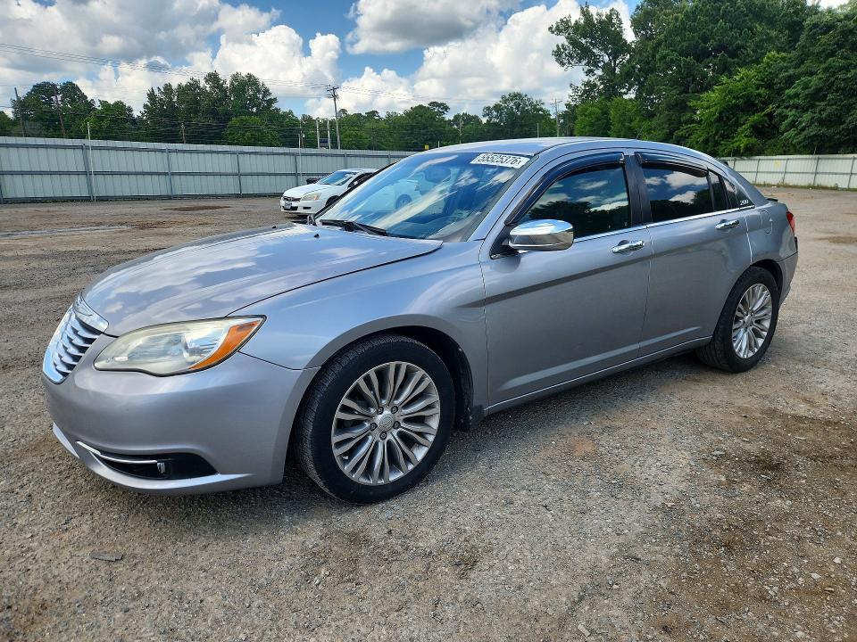 Auction sale of the 2013 Chrysler 200, vin: 1C3CCBCG7DN634850, lot number: 55525376
