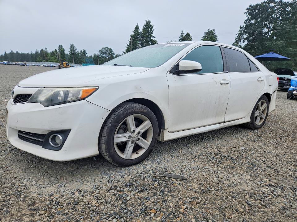56539866 :رقم المزاد ، 4T1BF1FK4EU386066 vin ، 2014 Toyota Camry مزاد بيع