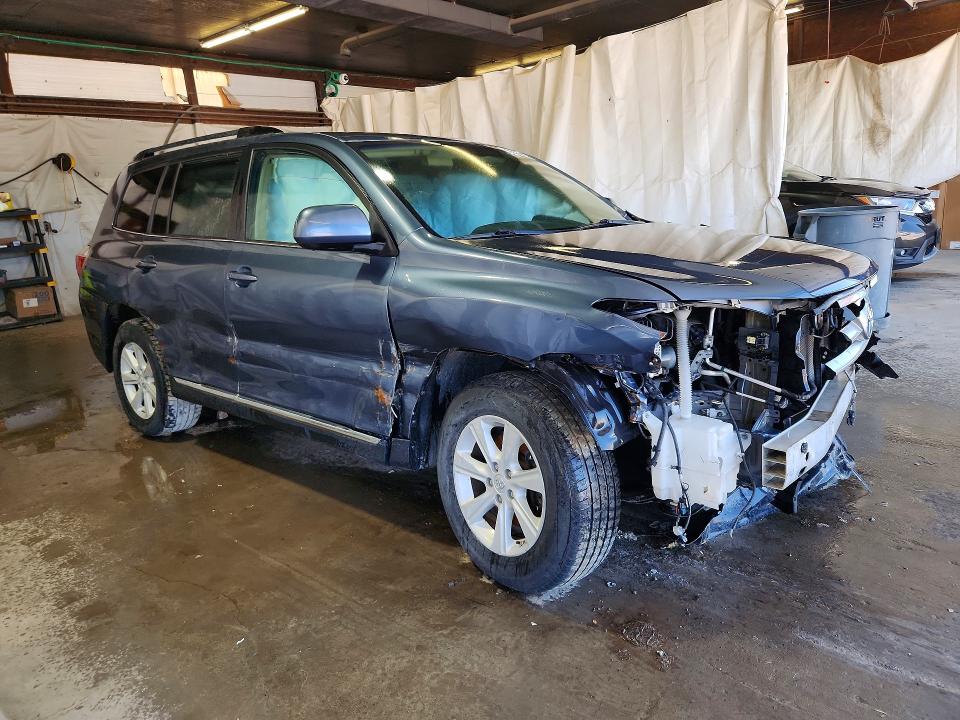 Продажа на аукционе авто 2013 Toyota Highlander, vin: 5TDBK3EH2DS270577, номер лота: 55821836