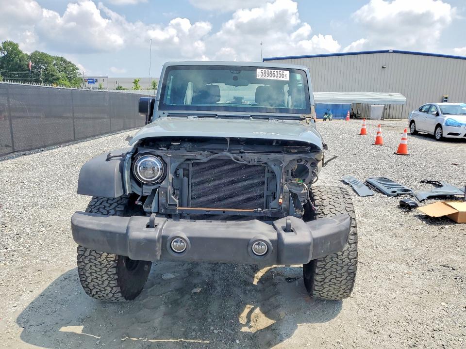 Продажа на аукционе авто 2015 Jeep Wrangler Unlimited, vin: 1C4BJWDG9FL611300, номер лота: 58986356