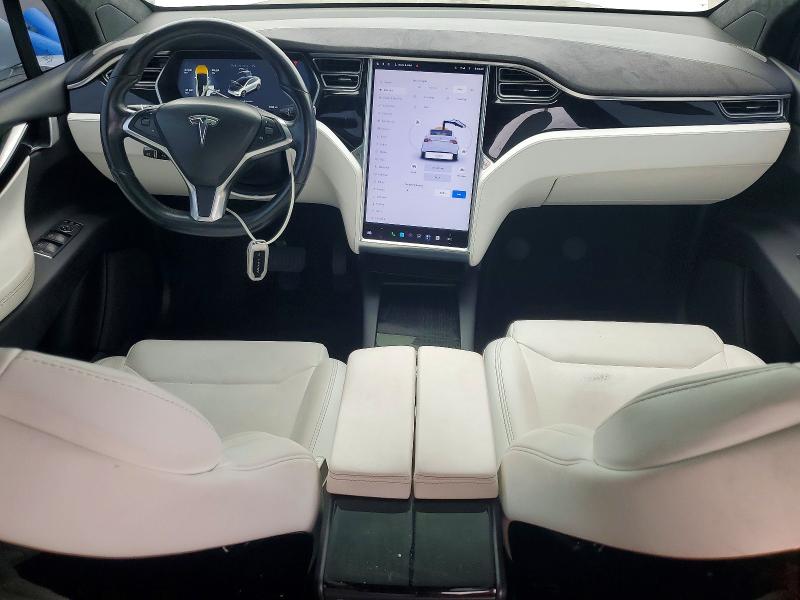 Продаж на аукціоні авто 2017 Tesla Model X, vin: 5YJXCBE29HF039274, номер лоту: 56124616