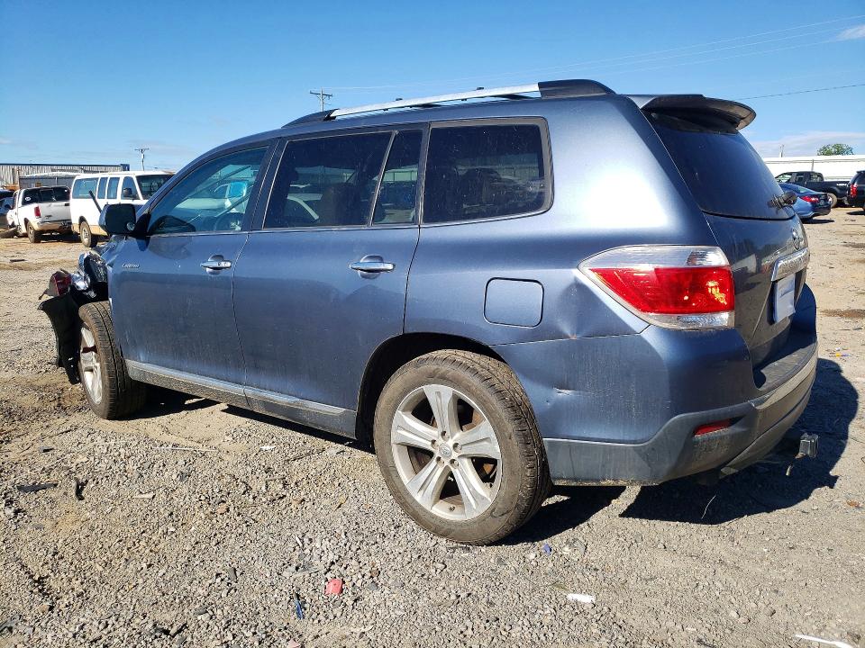 57041176 :رقم المزاد ، 5TDDK3EH6DS181071 vin ، 2013 Toyota Highlander مزاد بيع