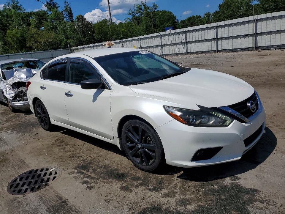 Продаж на аукціоні авто 2017 Nissan Altima, vin: 1N4AL3AP8HC472441, номер лоту: 56784496