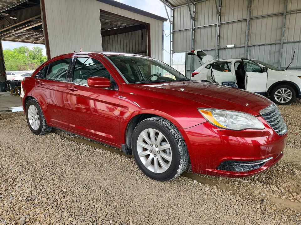 Продажа на аукционе авто 2014 Chrysler 200, vin: 1C3CCBBG6EN144788, номер лота: 56538196