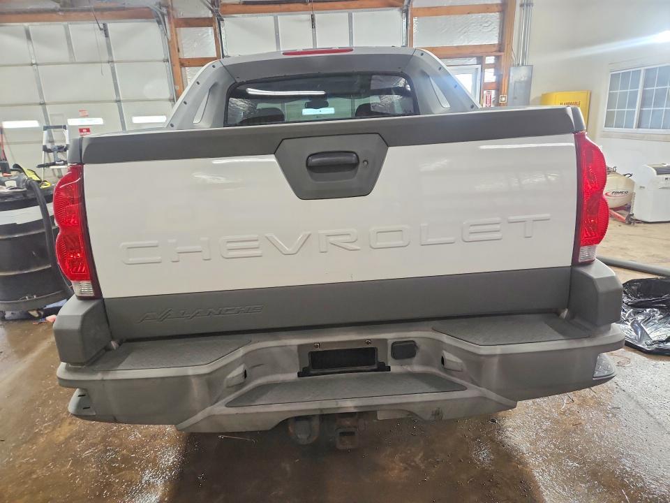 Продажа на аукционе авто 2002 Chevrolet Avalanche, vin: 3GNGK23G52G161396, номер лота: 54977066