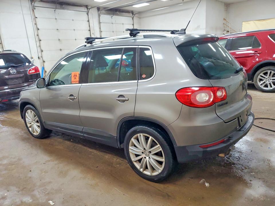 Продажа на аукционе авто 2010 Volkswagen Tiguan, vin: WVGBV7AX6AW509549, номер лота: 55495516