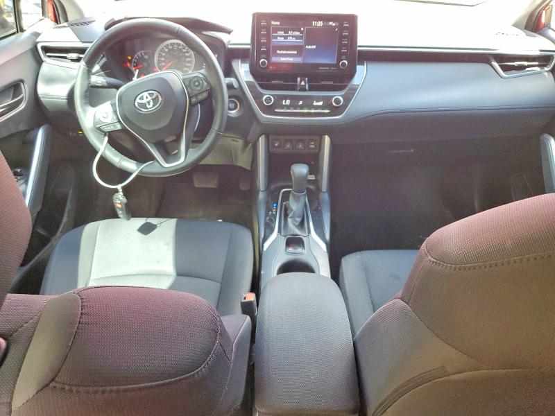 55883506 :رقم المزاد ، 7MUBAABGXNV011491 vin ، 2022 Toyota Corolla Cross مزاد بيع