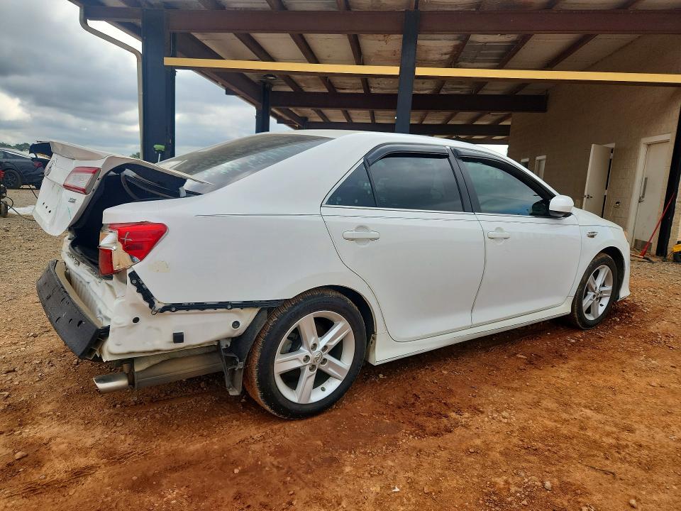 57650006 :رقم المزاد ، 4T1BF1FKXEU838991 vin ، 2014 Toyota Camry مزاد بيع