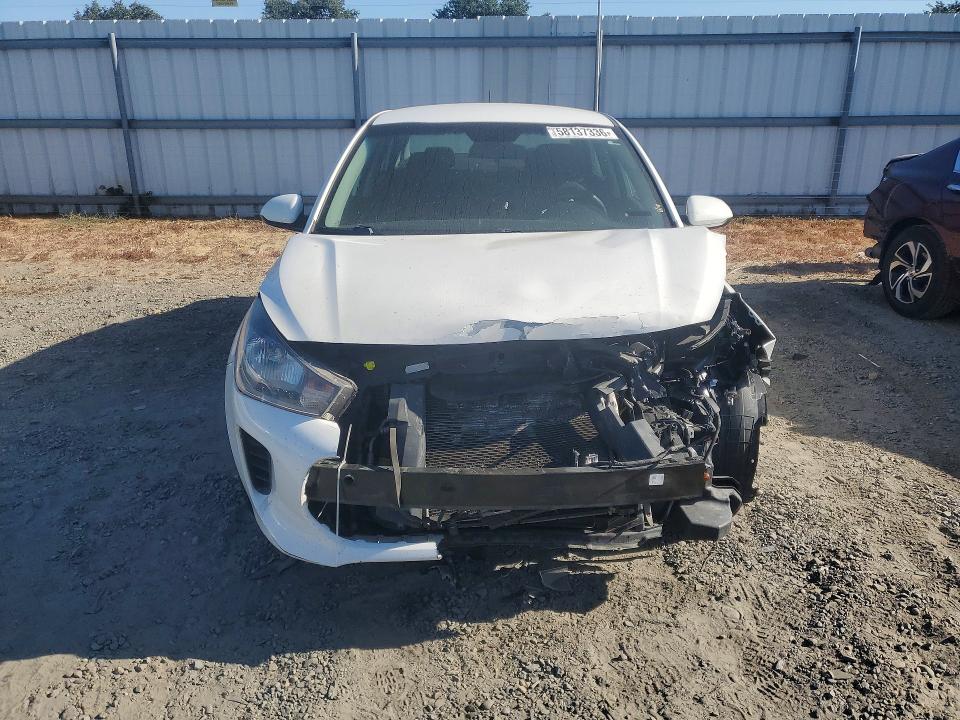 2018 Kia Rio მანქანა იყიდება აუქციონზე, vin: 3KPA24AB9JE097245, აუქციონის ნომერი: 58137336