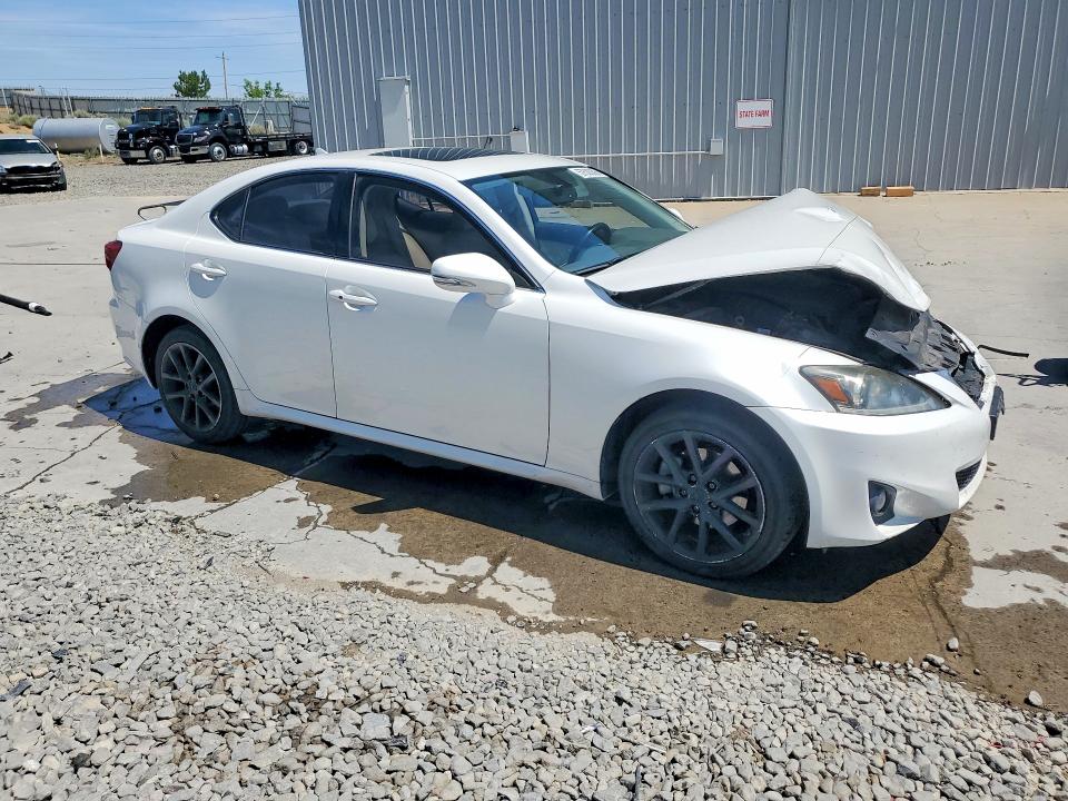 2011 Lexus Is მანქანა იყიდება აუქციონზე, vin: JTHCF5C27B5046306, აუქციონის ნომერი: 57533296