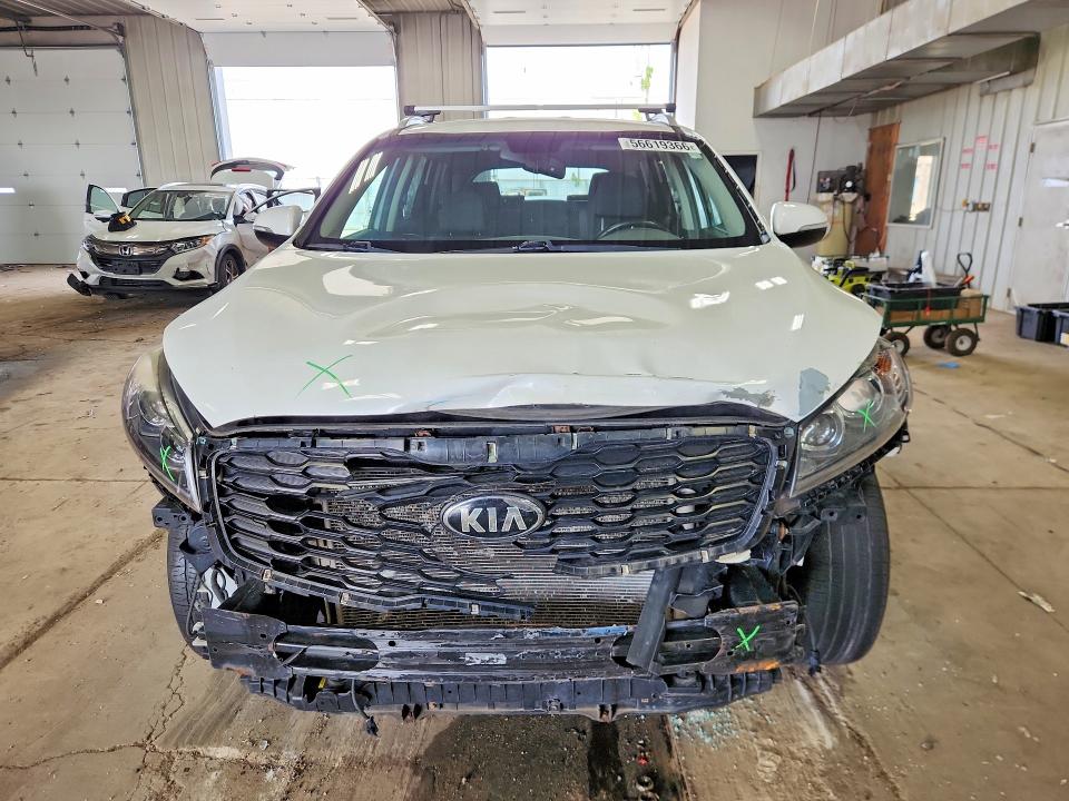 2019 Kia Sorento მანქანა იყიდება აუქციონზე, vin: 5XYPG4A33KG437904, აუქციონის ნომერი: 56619366