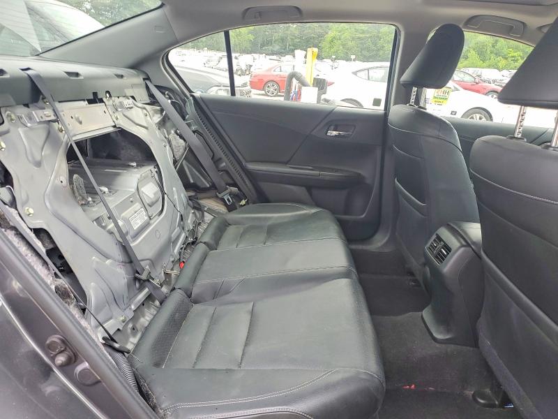 56414526 :رقم المزاد ، JHMCR6F58HC009384 vin ، 2017 Honda Accord مزاد بيع