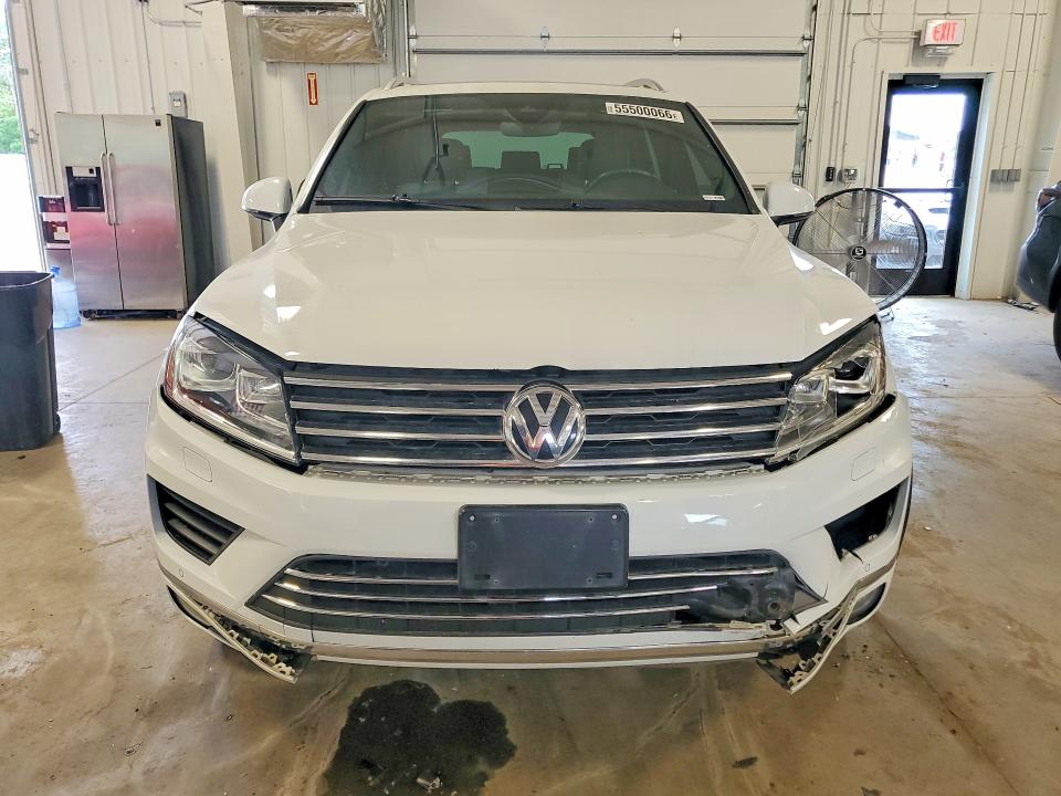 Продаж на аукціоні авто 2017 Volkswagen Touareg, vin: WVGRF7BP4HD001399, номер лоту: 55500066