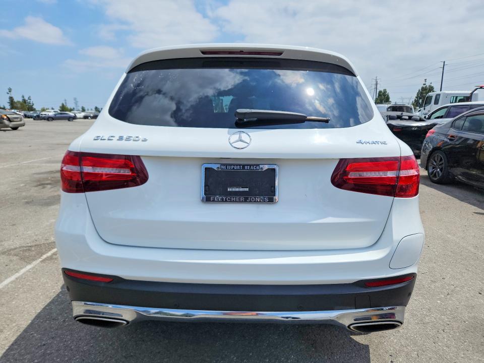 59556636 :رقم المزاد ، WDC0G5EB0KF572280 vin ، 2019 Mercedes-benz Glc مزاد بيع