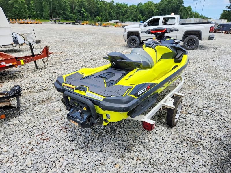 57679386 :رقم المزاد ، CAYDV01015J718 vin ، 2018 Sea-doo Rxt 260 مزاد بيع