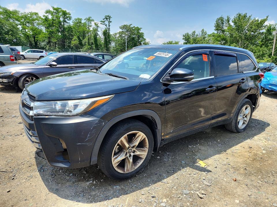 2017 Toyota Highlander მანქანა იყიდება აუქციონზე, vin: 5TDDZRFH0HS421203, აუქციონის ნომერი: 56825146