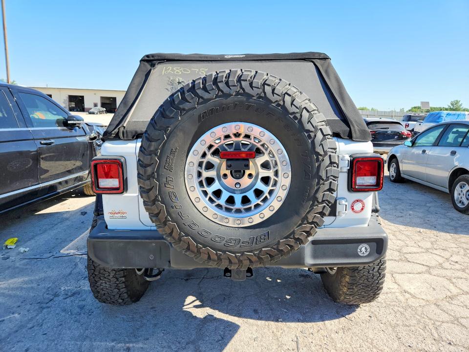 55399276 :رقم المزاد ، 1C4HJXDN2NW128078 vin ، 2022 Jeep Wrangler Unlimited مزاد بيع