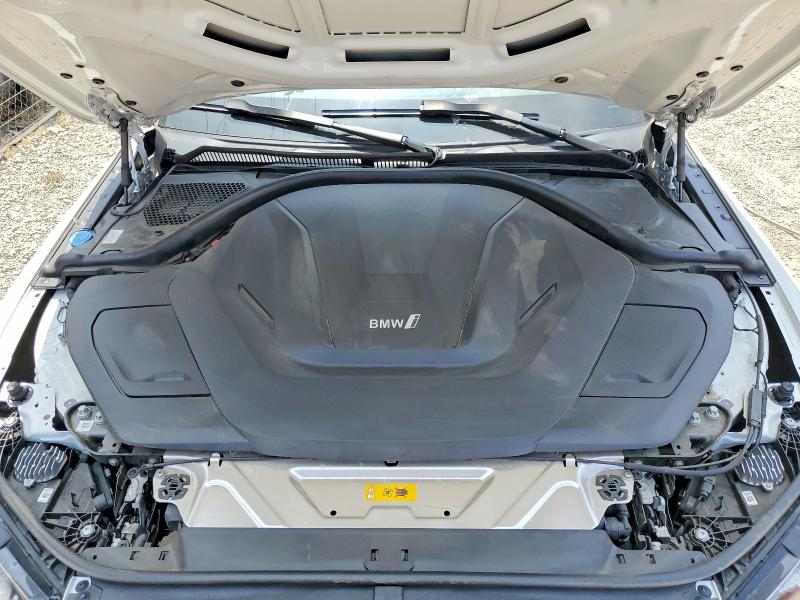 56493436 :رقم المزاد ، WBY33AW05RFS86373 vin ، 2024 Bmw I4 مزاد بيع