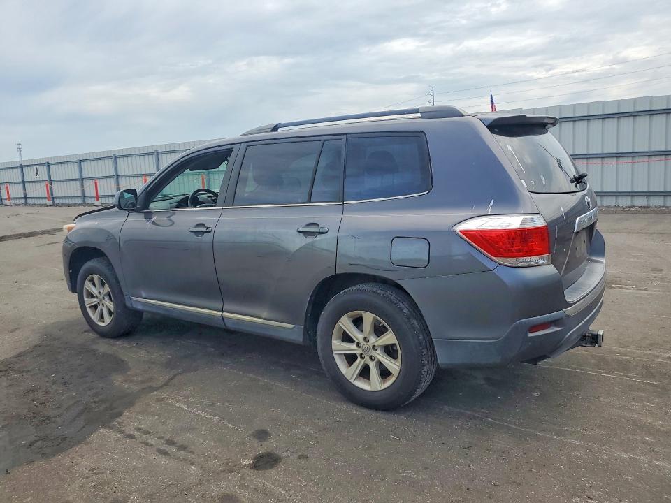 2013 Toyota Highlander მანქანა იყიდება აუქციონზე, vin: 5TDZK3EH8DS114980, აუქციონის ნომერი: 56523626