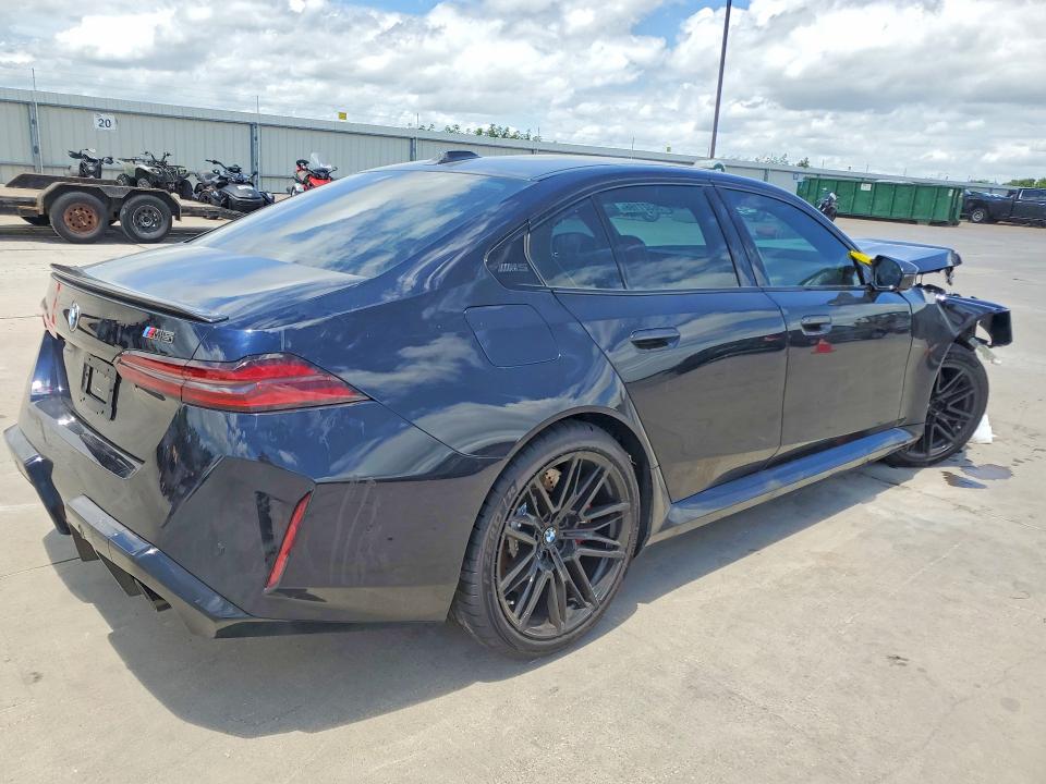 2026 Bmw M5 მანქანა იყიდება აუქციონზე, vin: WBS83FK02TCW63513, აუქციონის ნომერი: 56327166