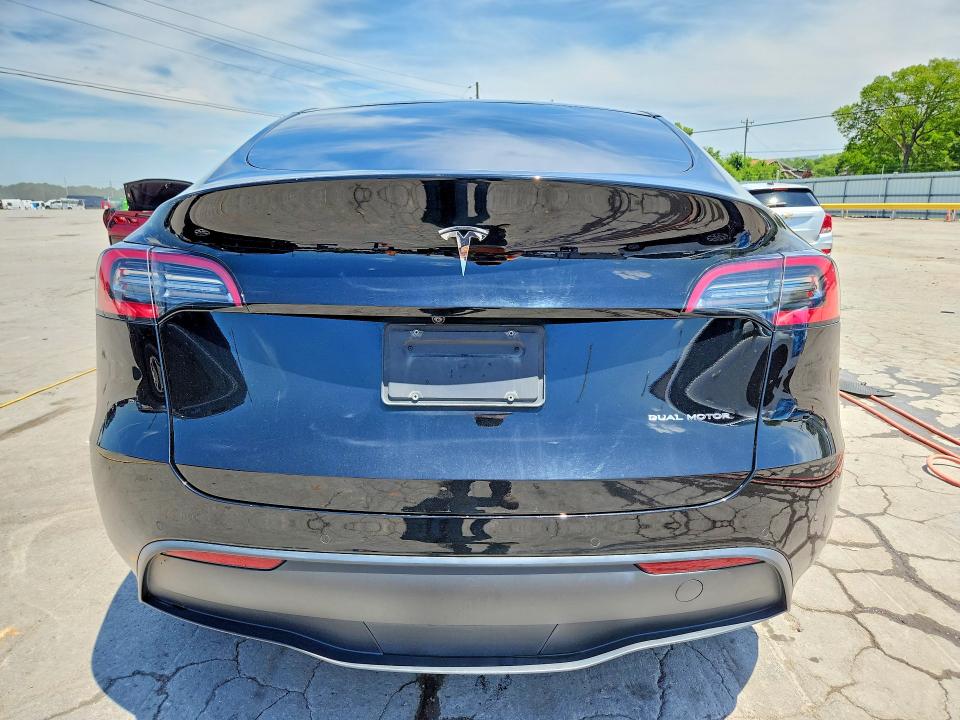 56470376 :رقم المزاد ، 5YJYGDEE5MF089632 vin ، 2021 Tesla Model Y مزاد بيع