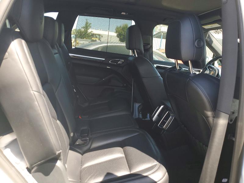 Продаж на аукціоні авто 2018 Porsche Cayenne, vin: WP1AA2A26JKA06970, номер лоту: 59145916
