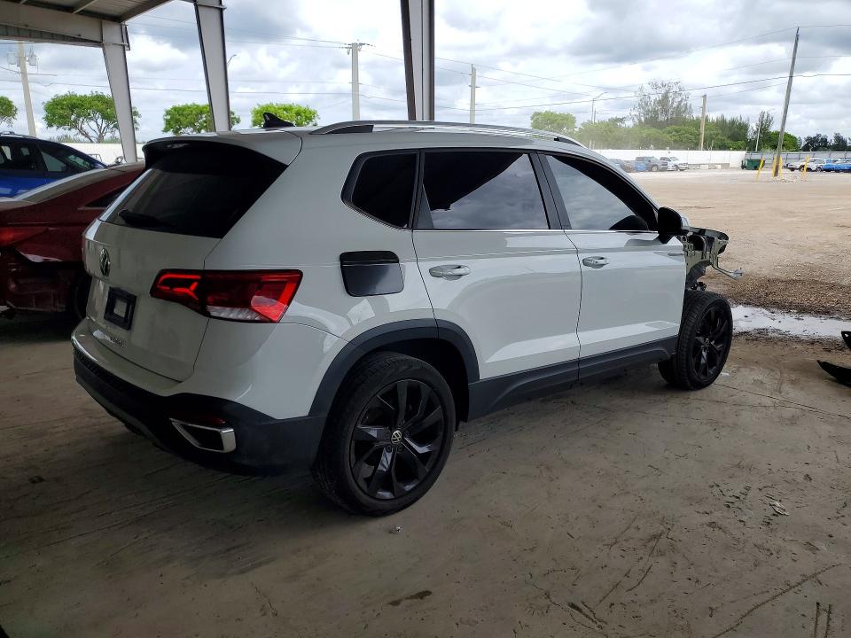 2022 Volkswagen Taos მანქანა იყიდება აუქციონზე, vin: 3VVTX7B2XNM057702, აუქციონის ნომერი: 56669056