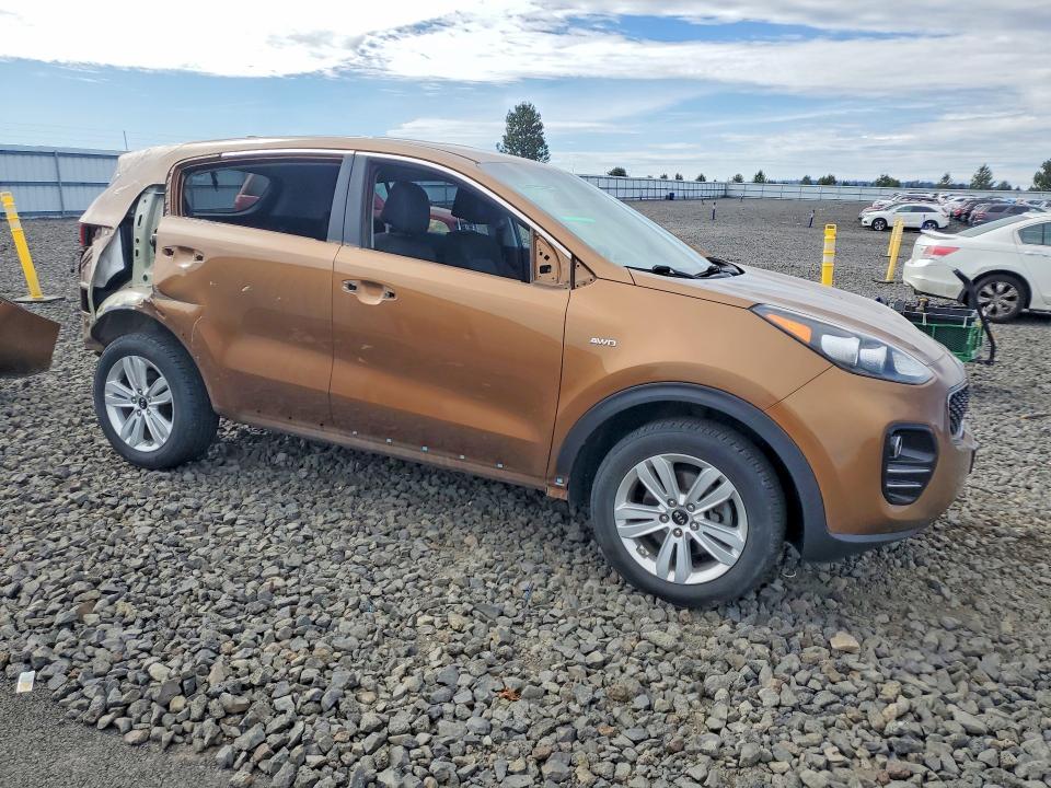 Продажа на аукционе авто 2017 Kia Sportage, vin: KNDPMCAC7H7242980, номер лота: 55066146