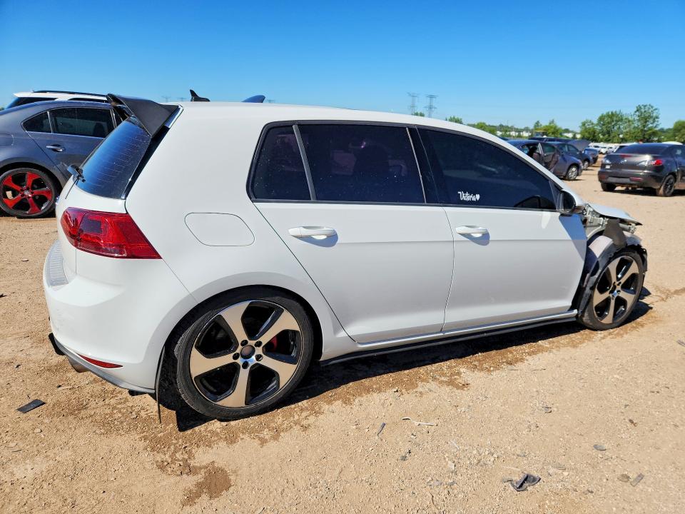 2015 Volkswagen Gti მანქანა იყიდება აუქციონზე, vin: 3VW5T7AU9FM001660, აუქციონის ნომერი: 57426416