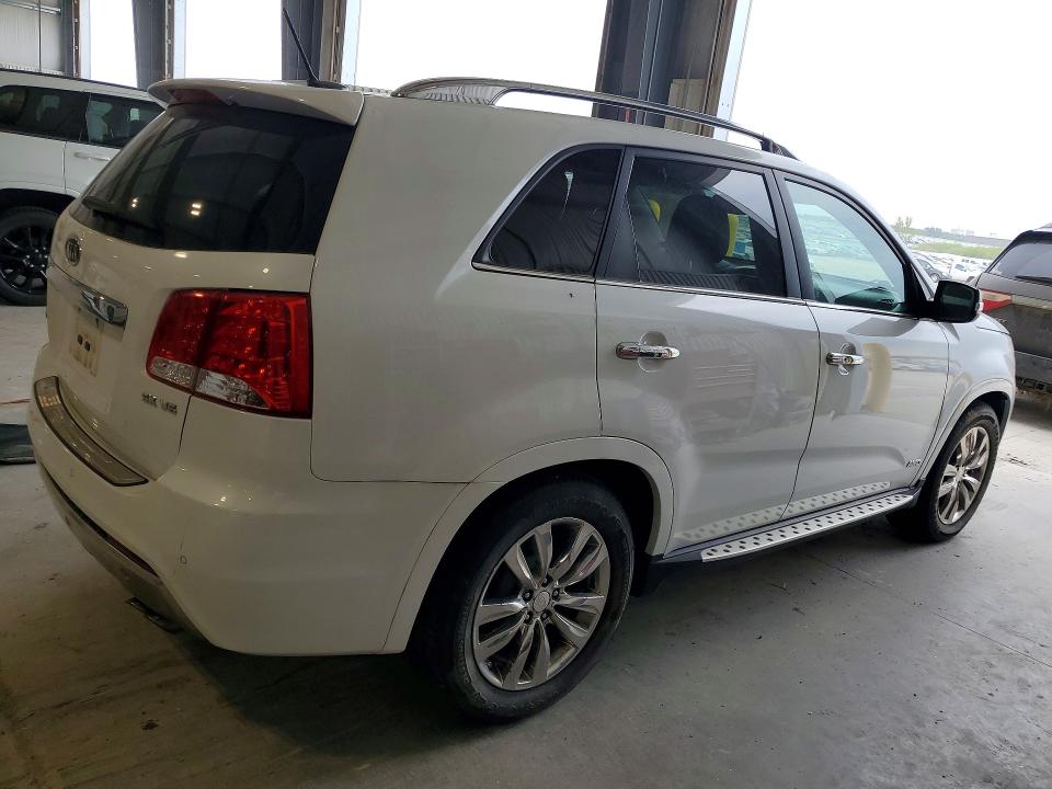 2013 Kia Sorento მანქანა იყიდება აუქციონზე, vin: 5XYKWDA2XDG325141, აუქციონის ნომერი: 58778246