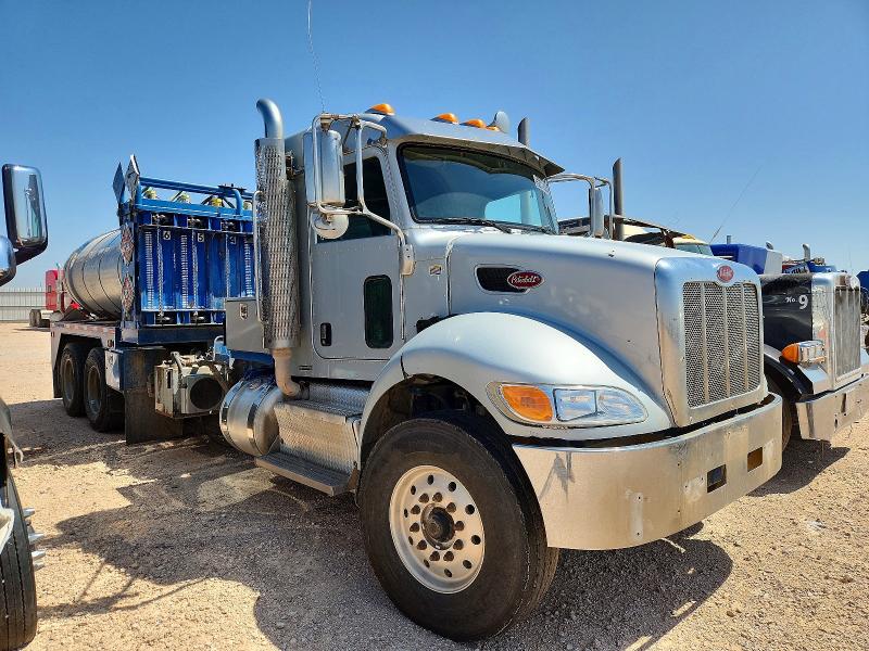 Продажа на аукционе авто 2015 Peterbilt 348, vin: 2NP3LJ0X2FM269788, номер лота: 56608386