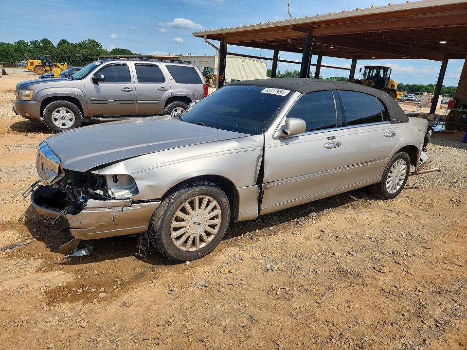 Aukcja sprzedaży 2003 Lincoln Town Car, vin: 1LNHM81W03Y640851, numer aukcji: 55417986