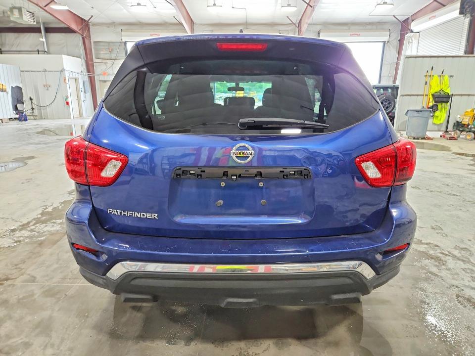 Продажа на аукционе авто 2017 Nissan Pathfinder, vin: 5N1DR2MNXHC644412, номер лота: 57658166
