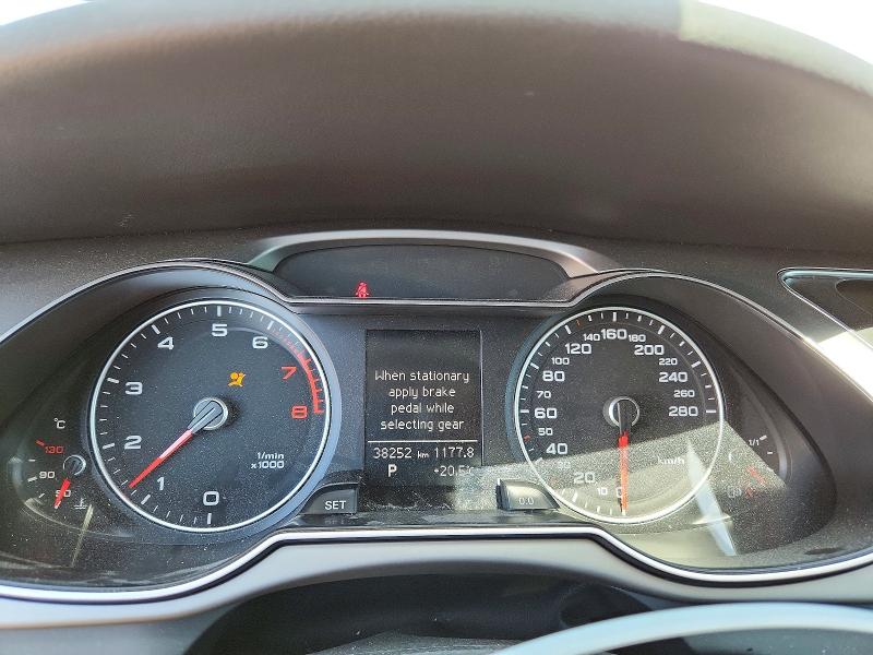 Продажа на аукционе авто 2014 Audi A4, vin: WAUBFCFL5EN014395, номер лота: 54824686