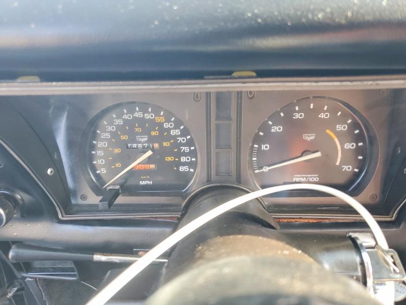 1982 Chevrolet Corvette მანქანა იყიდება აუქციონზე, vin: 1G1AY0783C5110520, აუქციონის ნომერი: 59096376