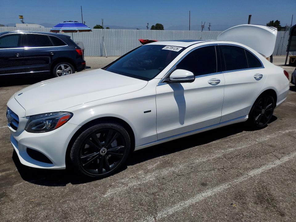 2018 Mercedes-benz C მანქანა იყიდება აუქციონზე, vin: 55SWF4HB3JU266961, აუქციონის ნომერი: 56706426