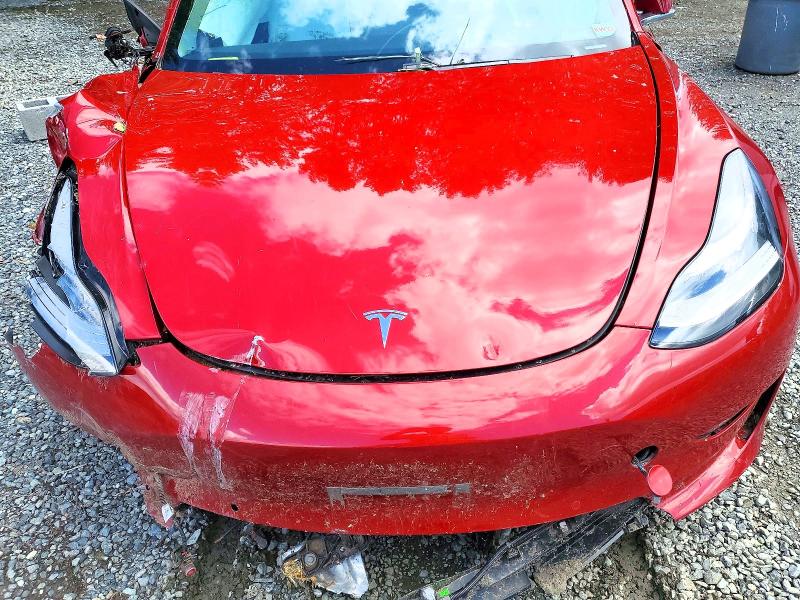 57092036 :رقم المزاد ، 5YJ3E1EA7KF526541 vin ، 2019 Tesla Model 3 مزاد بيع